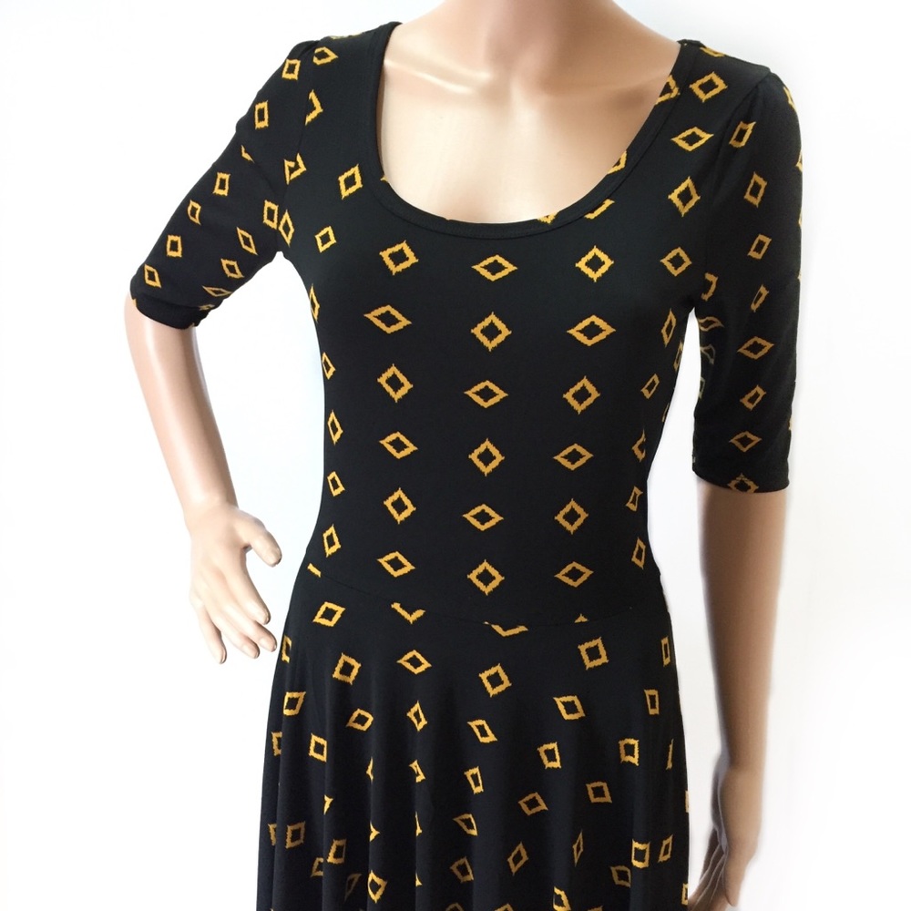 Lularoe Black Dress With Diamond Print - Picture 2 of 5